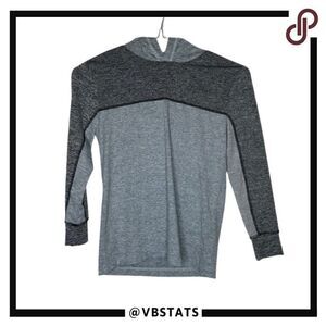 Tommy‎ Bahama Boy's Large (10-12) Gray and Charcoal Hoodie Top